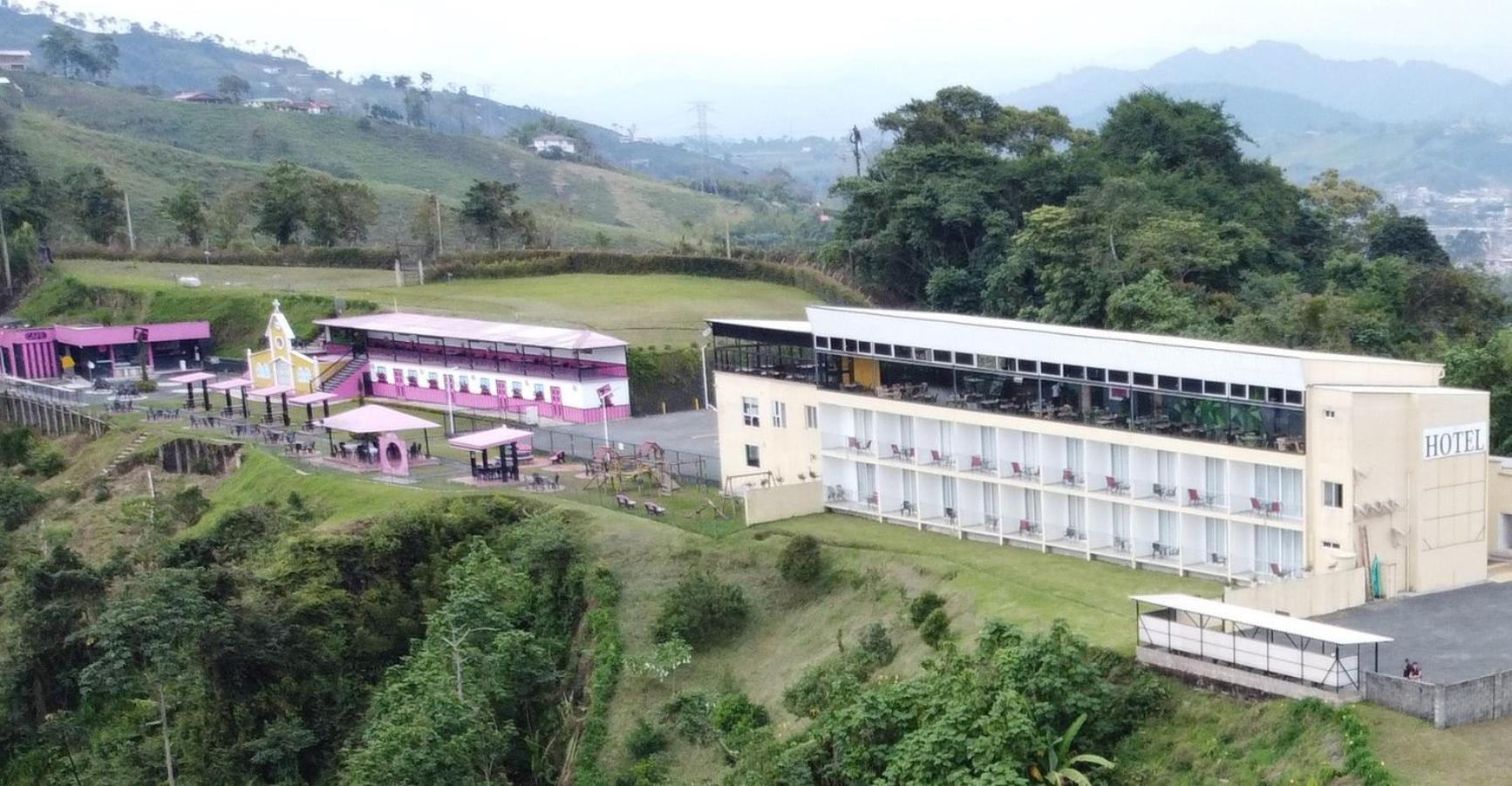 Hotel Entre Lomas Santa Rosa de Cabal Zewnętrze zdjęcie